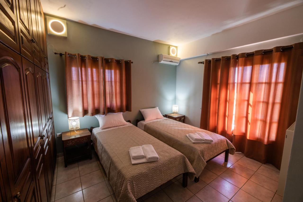 Villa Georgina B&B Katákolo Kültér fotó